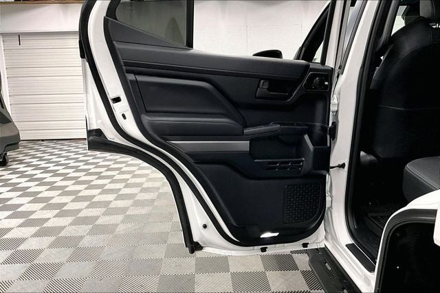 2025 Toyota 4Runner TRD Sport Premium 4x4-Adaptive Cruise-Htd/Cooled Seats-20'' Wheels