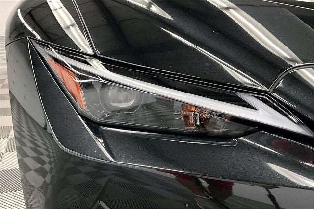 2025 Lexus IS 350 F SPORT Design Sunroof - Adaptive Cruise - Htd Seats