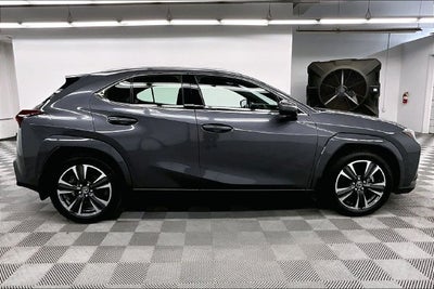 2025 Lexus UX 300h Premium AWD-Sunroof-Adaptive Cruise-Htd/Cooled Seats