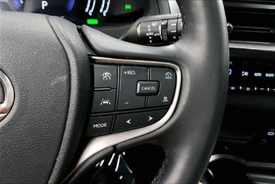 2025 Lexus UX 300h Premium AWD-Sunroof-Adaptive Cruise-Htd/Cooled Seats