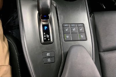 2025 Lexus UX 300h Premium AWD-Sunroof-Adaptive Cruise-Htd/Cooled Seats