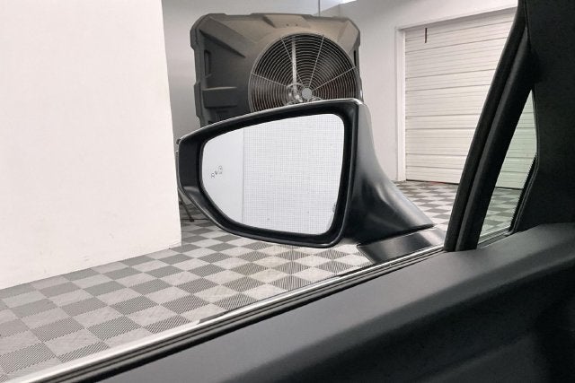 2025 Lexus UX 300h Premium AWD-Sunroof-Adaptive Cruise-Htd/Cooled Seats