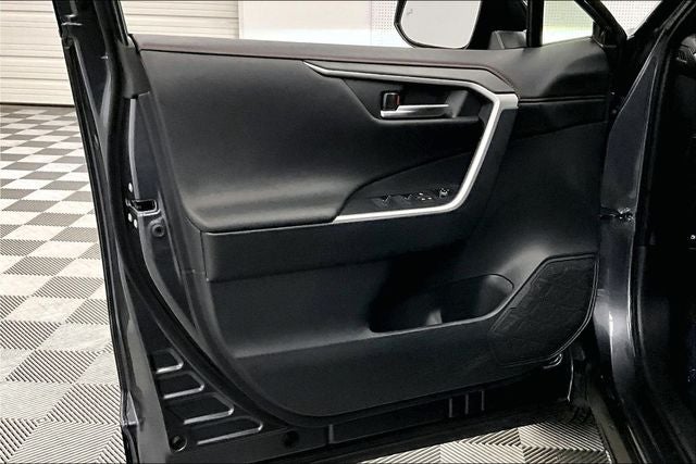 2025 Toyota RAV4 Plug-In Hybrid XSE
