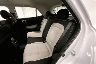 2025 Hyundai Venue SEL Sunroof-Remote Start-Blind Spot Monitor