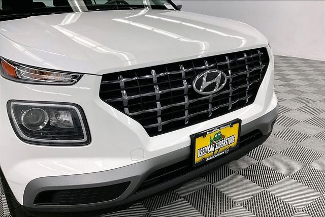 2025 Hyundai Venue SEL Sunroof-Remote Start-Blind Spot Monitor