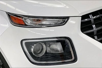2025 Hyundai Venue SEL Sunroof-Remote Start-Blind Spot Monitor