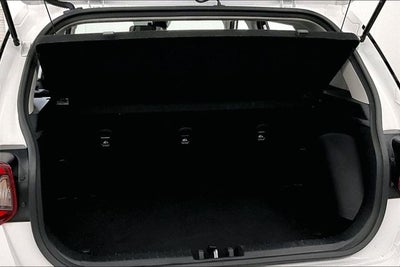 2025 Hyundai Venue SEL Sunroof-Remote Start-Blind Spot Monitor