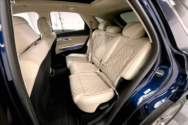 2022 Genesis GV70 3.5T Sport AWD-Pano Roof-Adaptive Cruise-Htd/Cooled Leather