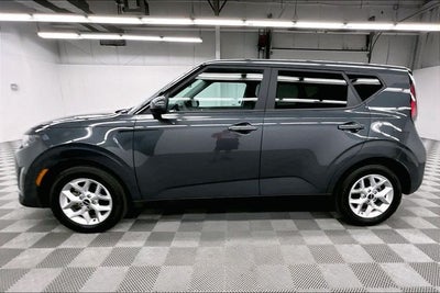 2025 Kia Soul LX Blind Spot Detection-Apple CarPlay/Android Auto
