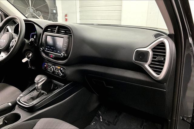2025 Kia Soul LX Blind Spot Detection-Apple CarPlay/Android Auto