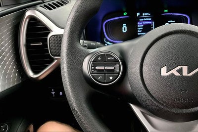 2025 Kia Soul LX Blind Spot Detection-Apple CarPlay/Android Auto