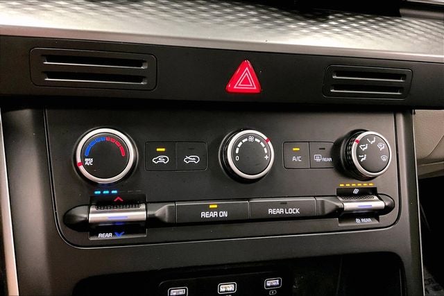 2023 Kia Carnival LX Remote Start - Blind Spot Detection
