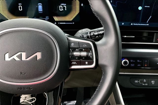 2025 Kia Carnival LXS Adaptive Cruise - Htd Seats - Remote Start