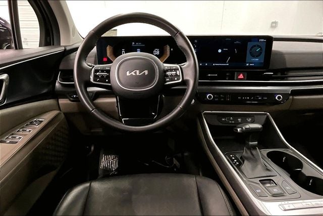 2025 Kia Carnival LXS Adaptive Cruise - Htd Seats - Remote Start