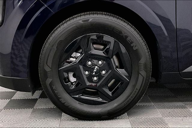 2025 Kia Carnival LXS Adaptive Cruise - Htd Seats - Remote Start