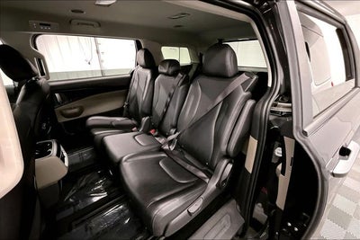 2025 Kia Carnival LXS Adaptive Cruise - Blind Spot Detection - Htd Seats