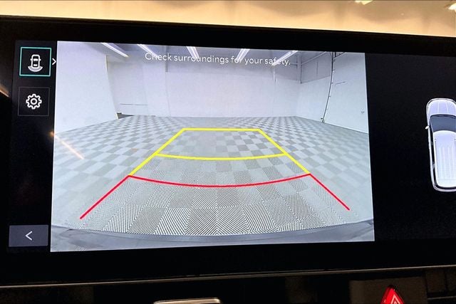 2025 Kia Carnival LXS Adaptive Cruise - Blind Spot Detection - Htd Seats