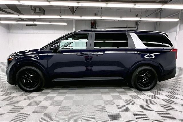 2025 Kia Carnival LXS Adaptive Cruise - Htd Seats - Remote Start