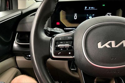 2025 Kia Carnival LXS Adaptive Cruise - Htd Seats - Remote Start