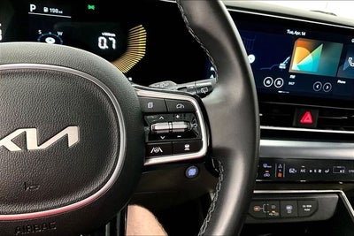 2025 Kia Carnival LXS Adaptive Cruise - Htd Seats - Remote Start