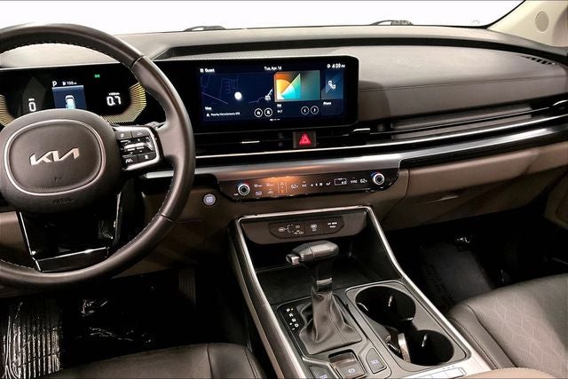 2025 Kia Carnival LXS