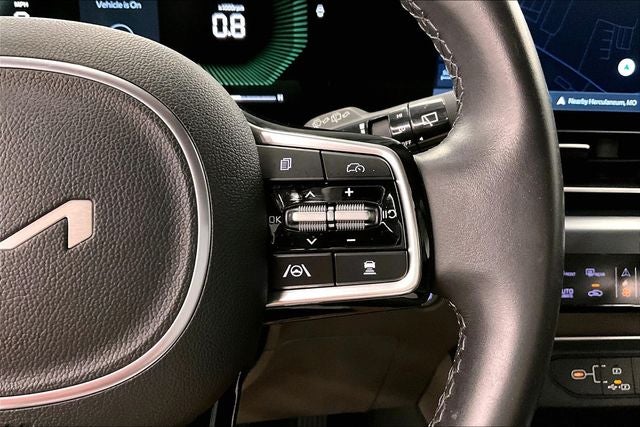 2025 Kia Carnival LXS Adaptive Cruise - Htd Seats - Remote Start