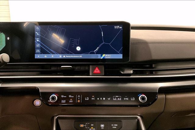 2025 Kia Carnival LXS Adaptive Cruise - Htd Seats - Remote Start