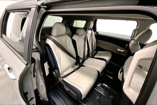 2026 Kia Carnival Hybrid EX Adaptive Cruise - Htd Seats - Blind Spot Detection