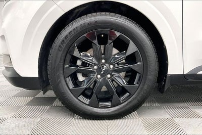 2023 Kia Carnival SX