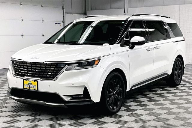 2023 Kia Carnival SX