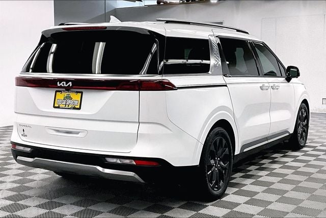 2023 Kia Carnival SX