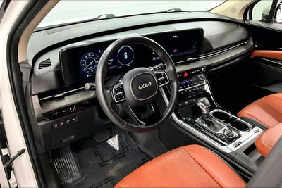 2023 Kia Carnival SX