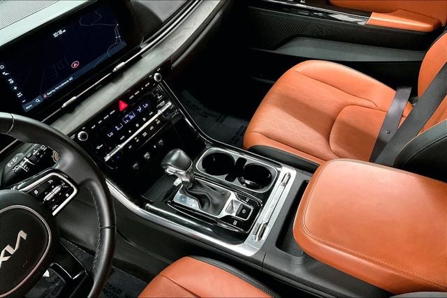2023 Kia Carnival SX