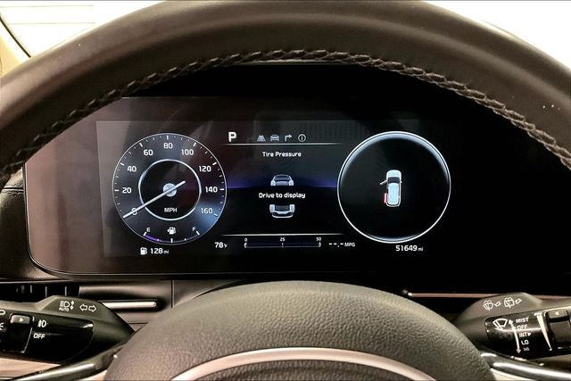 2023 Kia Carnival SX