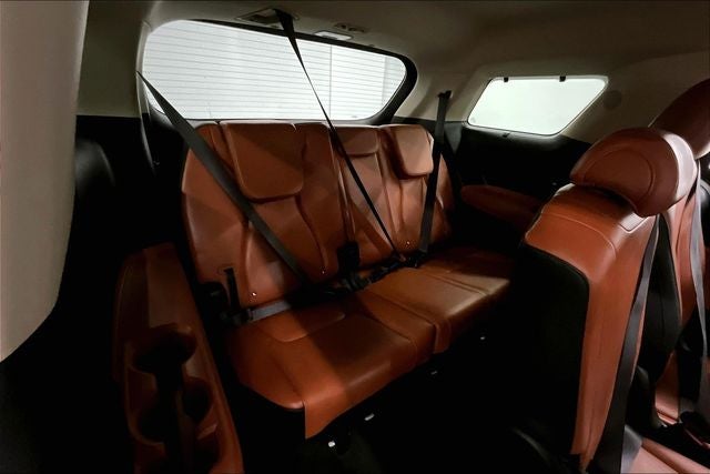 2023 Kia Carnival SX