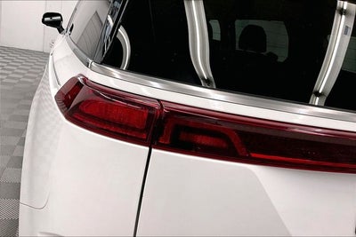 2023 Kia Carnival SX