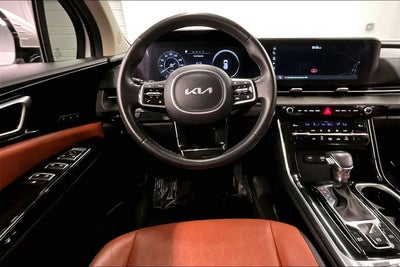 2023 Kia Carnival SX