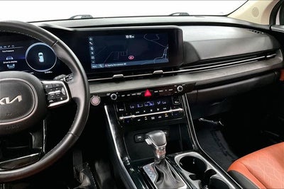 2023 Kia Carnival SX