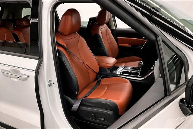2023 Kia Carnival SX