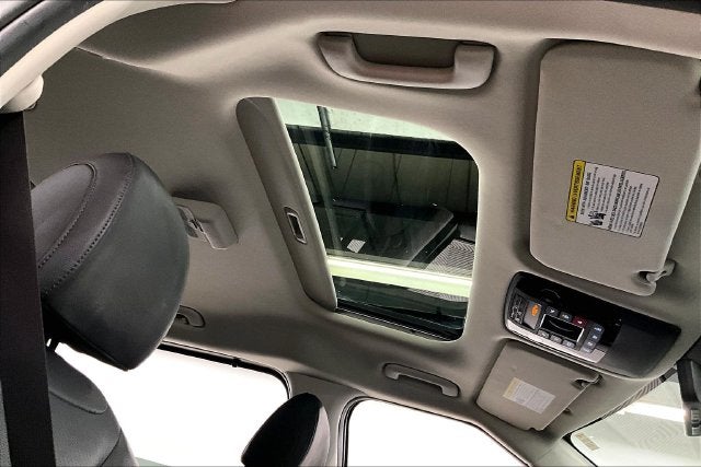 2025 Kia Carnival SX Prestige Adaptive Cruise-Heated/Cooled Seats