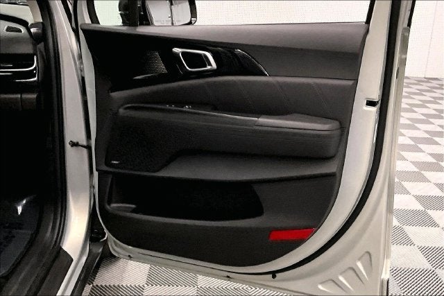 2025 Kia Carnival SX Prestige Adaptive Cruise-Heated/Cooled Seats