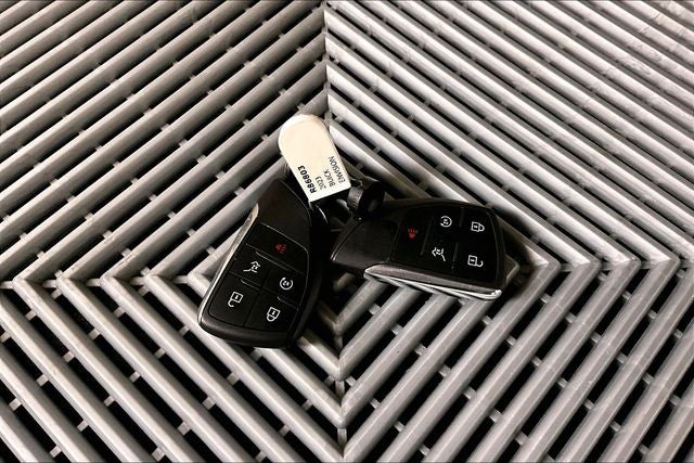 2023 Buick Envision Avenir AWD - Pano Roof - Htd/Cooled Leather