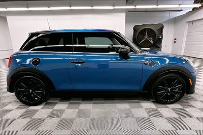 2023 MINI Cooper S Base Pano Roof-Htd Seats-Apple CarPlay