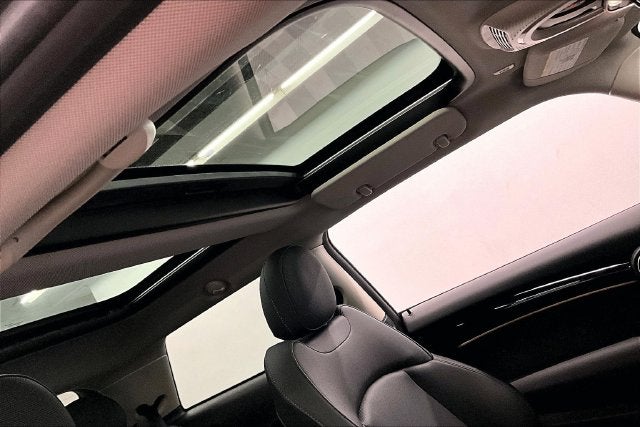 2023 MINI Cooper S Base Pano Roof-Htd Seats-Apple CarPlay