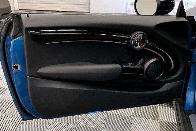 2023 MINI Cooper S Base Pano Roof-Htd Seats-Apple CarPlay