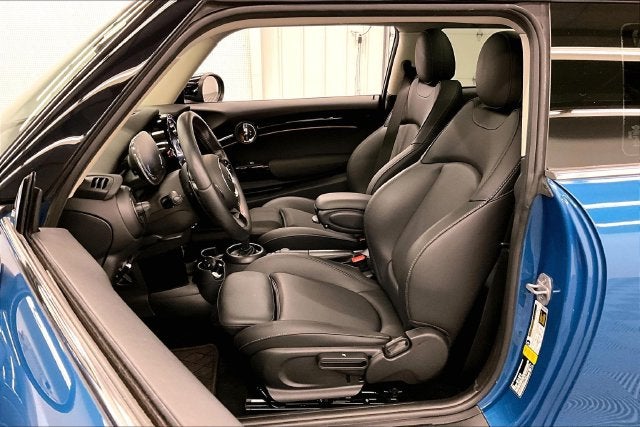 2023 MINI Cooper S Base Pano Roof-Htd Seats-Apple CarPlay