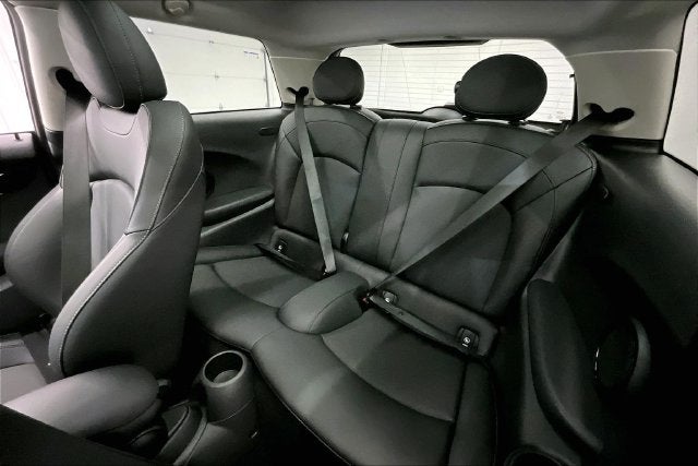 2023 MINI Cooper S Base Pano Roof-Htd Seats-Apple CarPlay