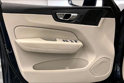 2021 Volvo XC60 T5 Inscription AWD-Heated/Cooled Seats