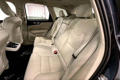 2021 Volvo XC60 T5 Inscription AWD-Heated/Cooled Seats