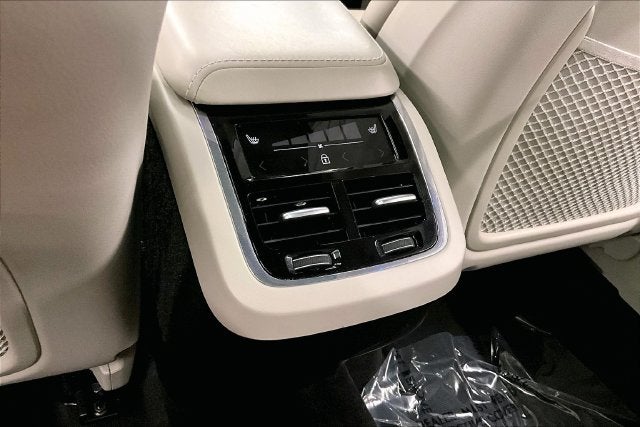 2021 Volvo XC60 T5 Inscription AWD-Heated/Cooled Seats